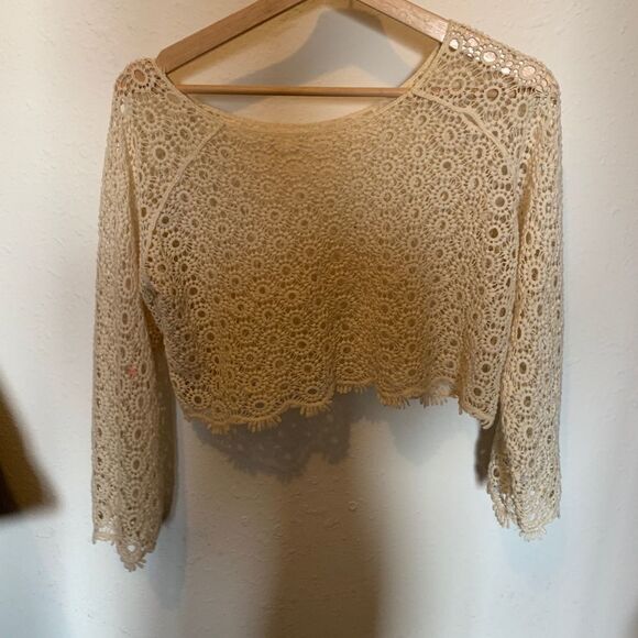 NWOT Beautiful Crop Top‎ Crochet Boho Beach Summer Style - Picture 3 of 4